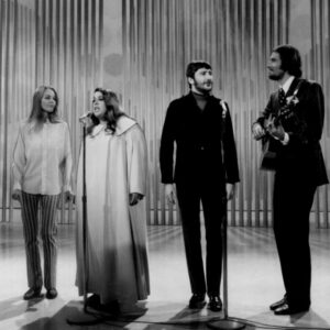 CALIFORNIA DREAMIN' - The Mamas & The Papas